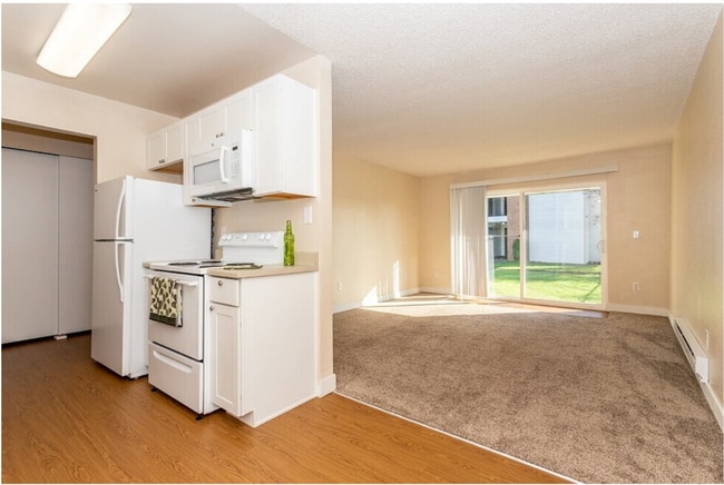Photo - SUNDANCER APARTMENTS