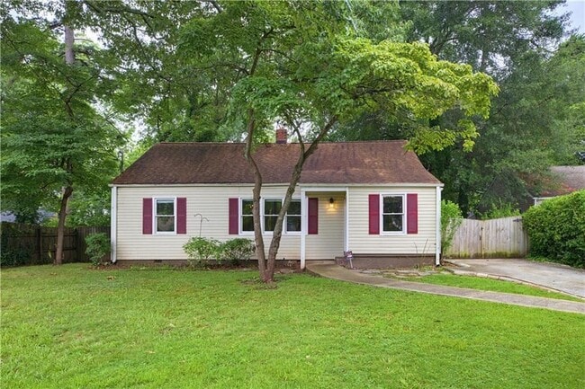 Photo - 1799 Ellington St