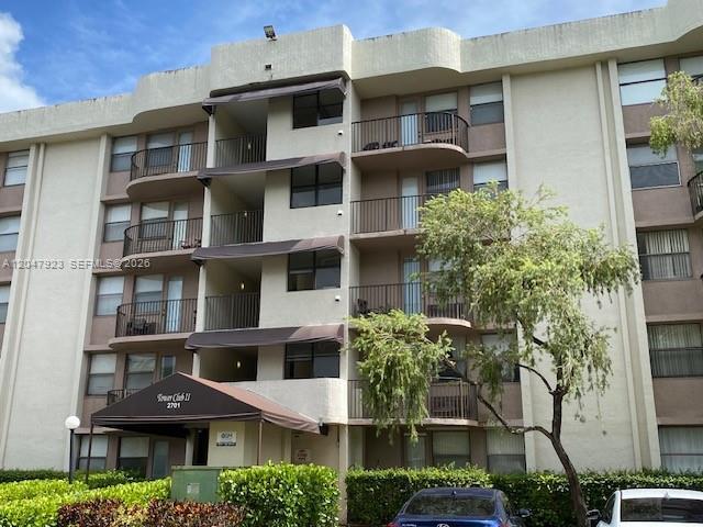 Building Photo - 2701 Riverside Dr Unit 508-B