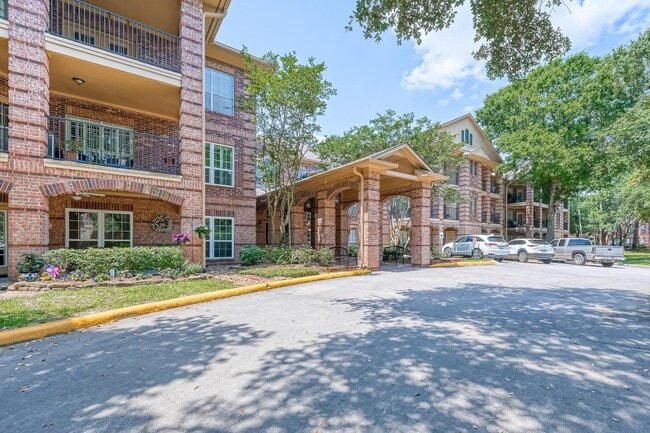 Photo - 2803 Kings Crossing Dr