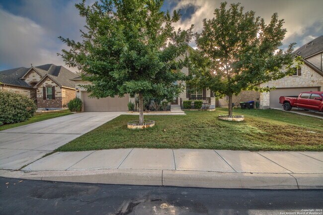 NOW OFFERING 50% OFF 1ST MONTH'S RENT!