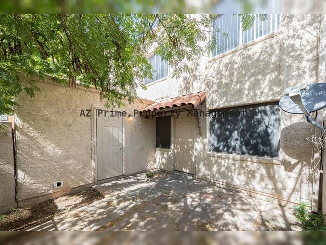 Photo - 4260 N 67th Dr