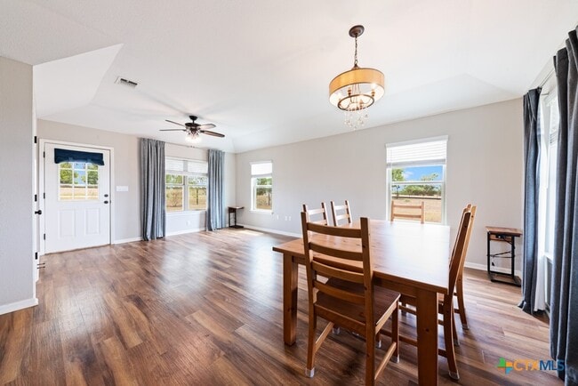 Photo - 1414 Branch Rd