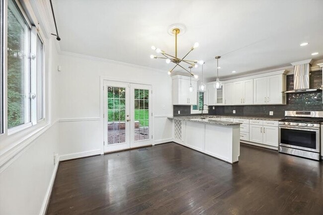 Photo - 1824 Allison St NW