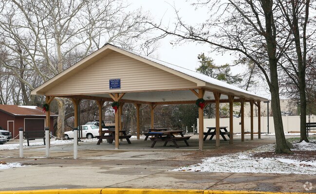 Photo - North View Manor