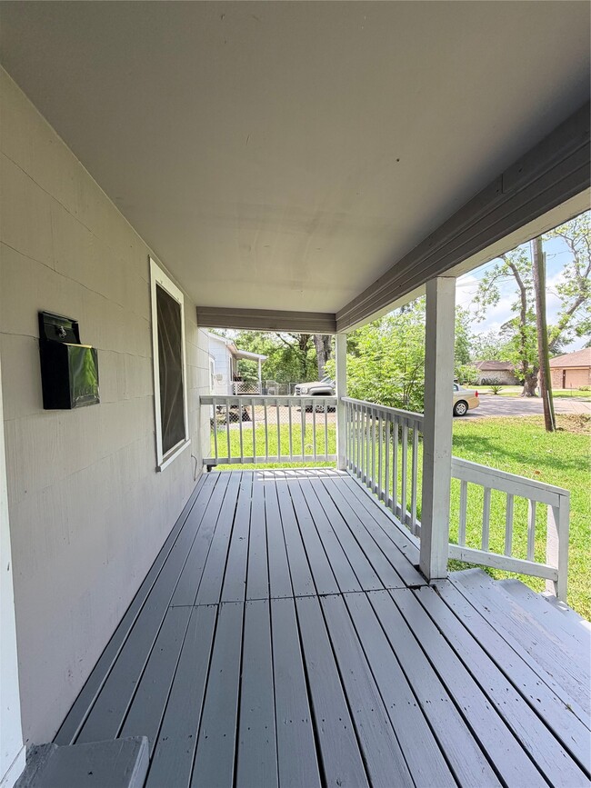 Photo - 516 Hurst Pl