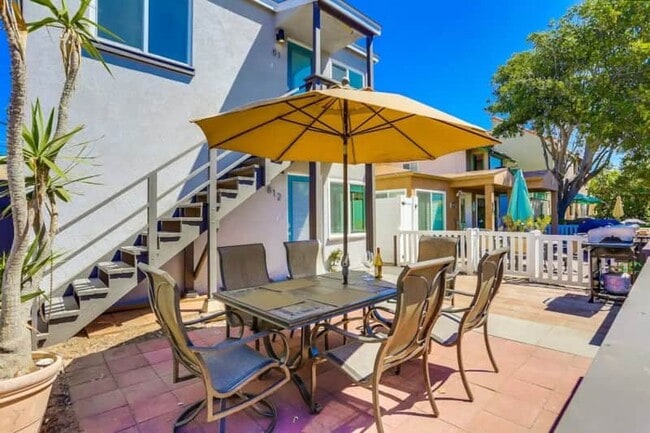 Photo - 812 Island Ct Unit 812