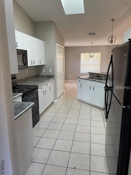 Photo - 61 Franciscan Ln