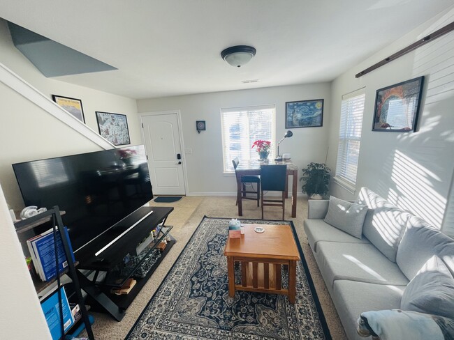 Photo - 2515 Eagle Dr