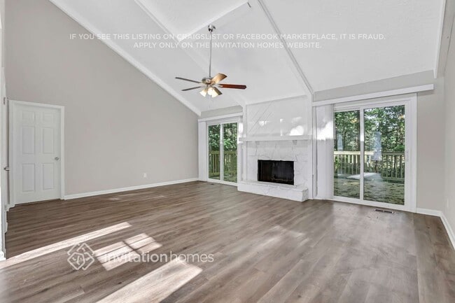 Photo - 5001 Post Rd Pass