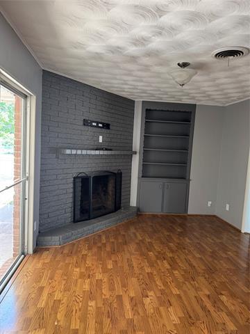 Photo - 700 Kindred Ln