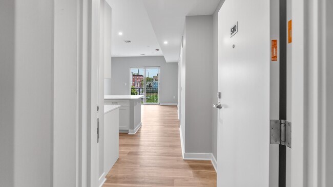 Photo - 475 Communipaw Ave Unidad 310