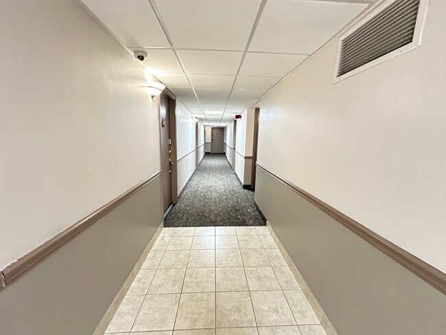 Photo - 7234 W North Ave Unit 2 Bedroom Apartment