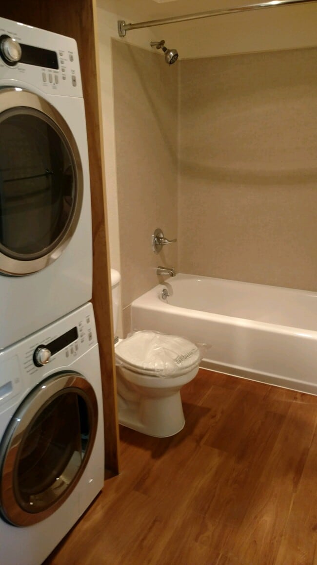 #103 Washer & Dryer