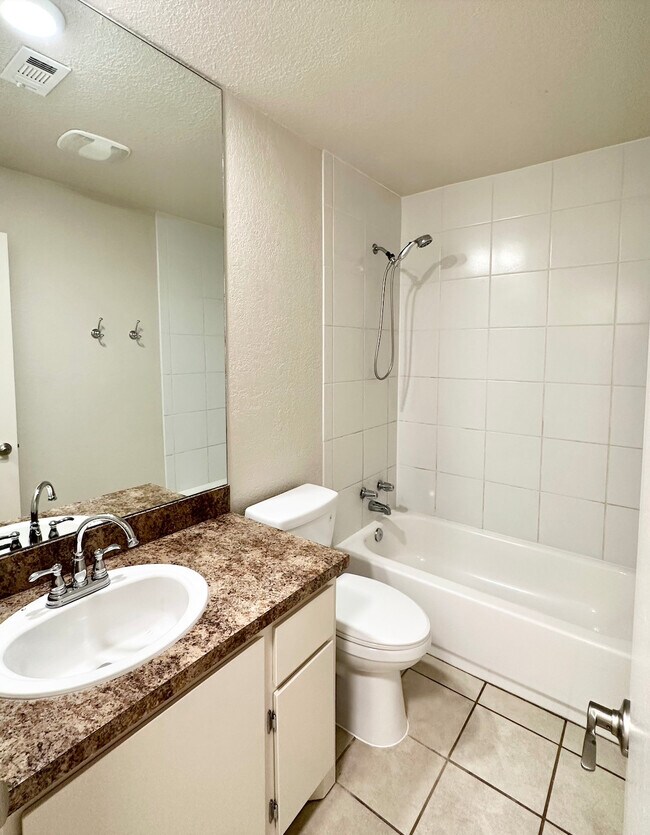 Central Plaza Apartments Early, TX