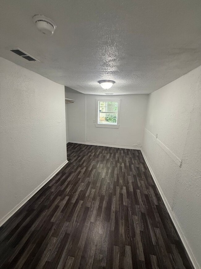 Photo - Recently Remodeled 2 bedroom 1 bathroom home