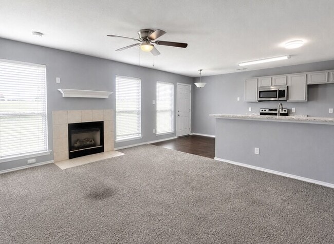 Photo - 316 California Dr