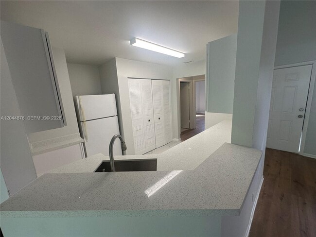 Photo - 3417 NW 44th St Unidad 206