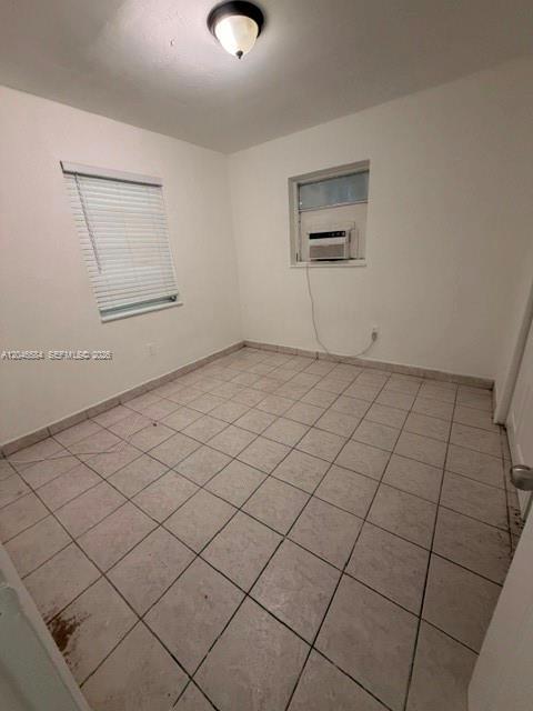 Photo - 2510 NE 181st St Unidad 1