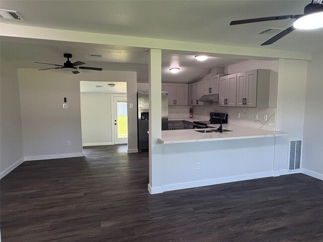 Photo - 55 Periwinkle Ct