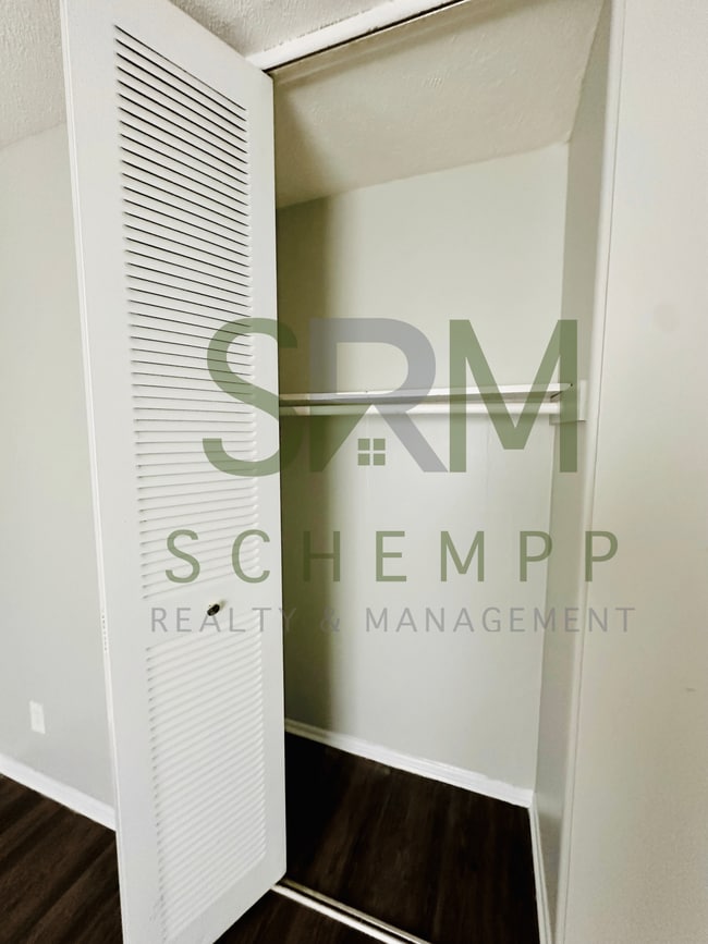 Photo - 5616 Lagoona Dr