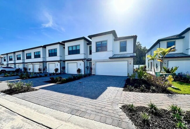 Building Photo - 27869 Solis Grande Dr Rental