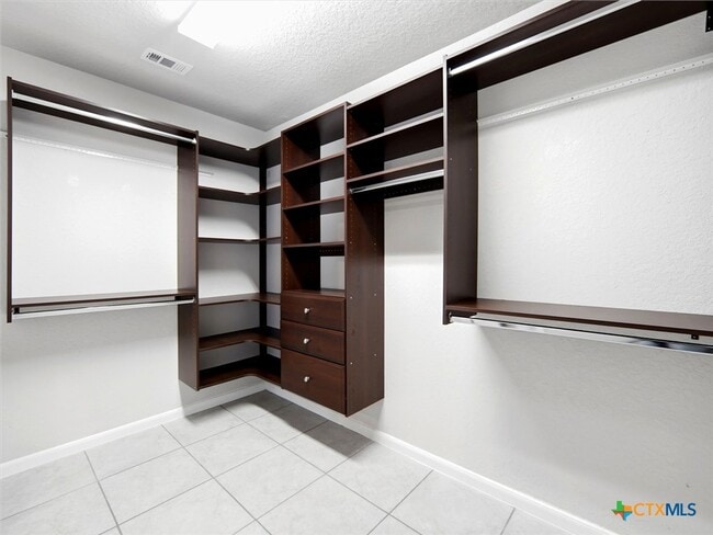 Photo - 1132 Amber Lk