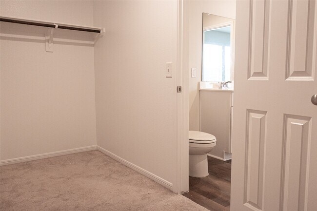 Photo - 14511 Sweet Cherry Dr