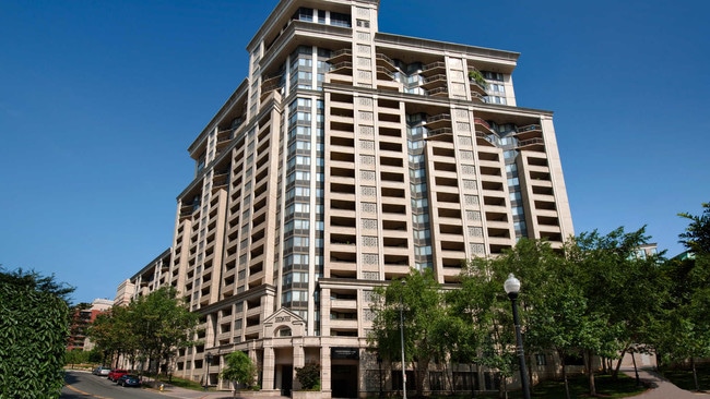 Courthouse Plaza Apartments