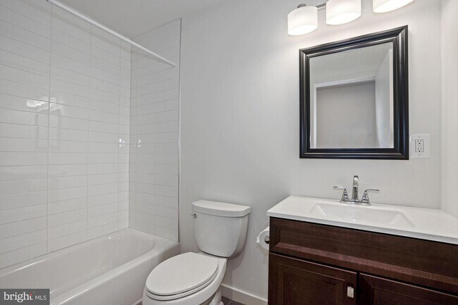 Photo - 1705 North Capitol St NE Unit B