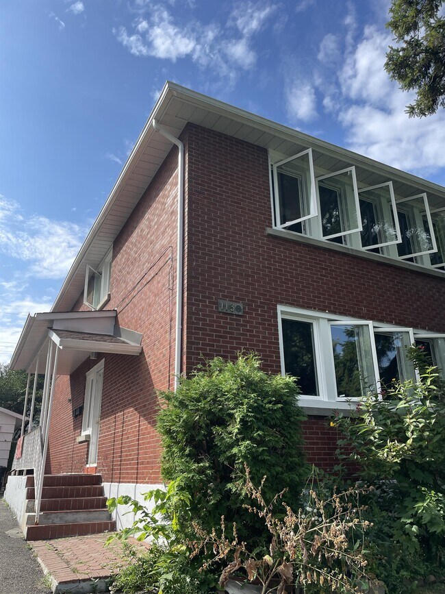 Building Photo - 1130 Aldea Ave Unit 1