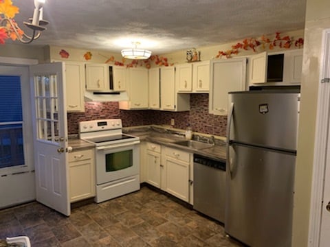 Photo - 54 Pinehurst Ave