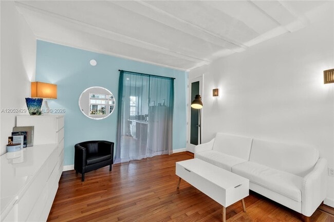 Photo - 439 15th St Unidad #2