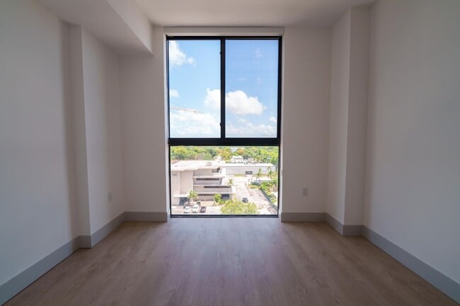 Photo - Gardens Residences