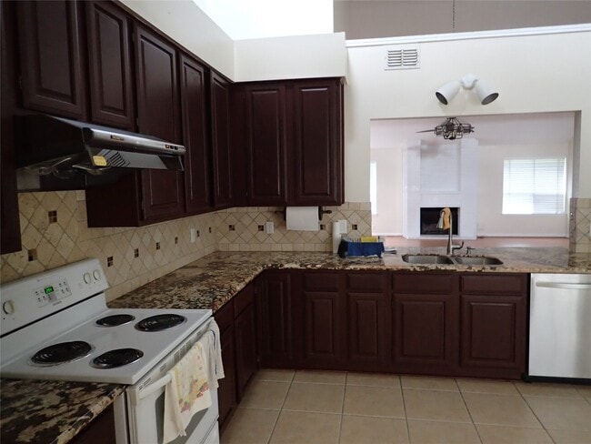 Photo - 2130 Greencove Ln