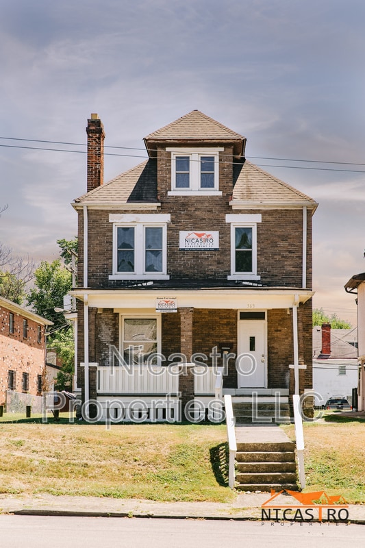 Photo - 363 E 12th Ave