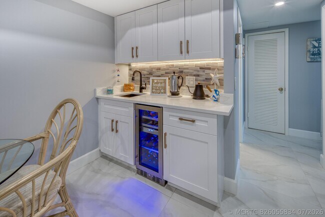3230 S Ocean Blvd Unit E609