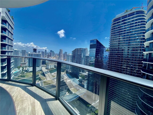 Photo - 55 SW 9th St