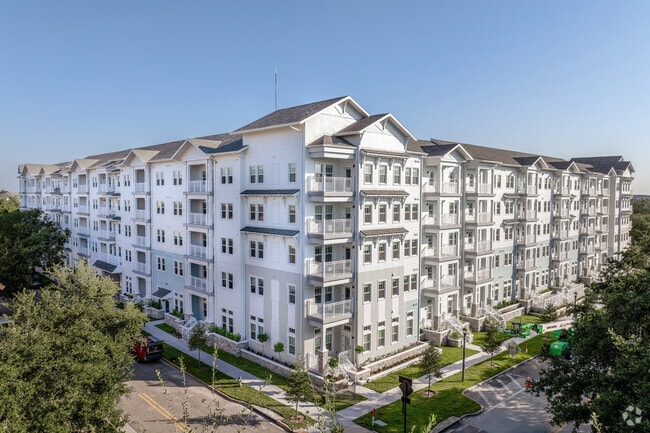 2050 Jake St Orlando, FL 32814 - Gables Baldwin Park