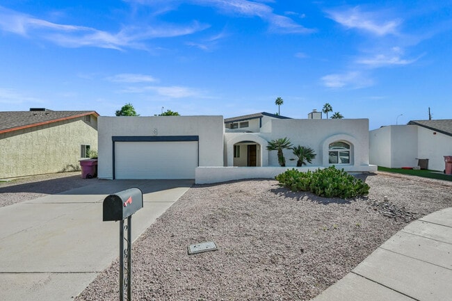 Building Photo - 7725 E Rovey Ave