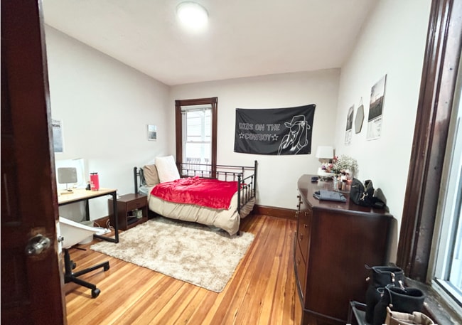 Photo - 37 Sudan St Unit 1