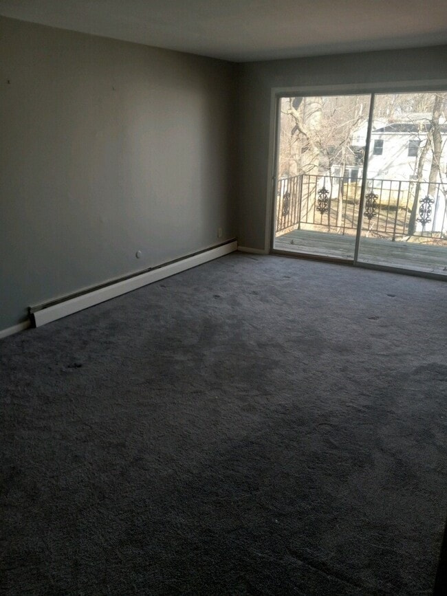 Photo - 1 Colonial Rd