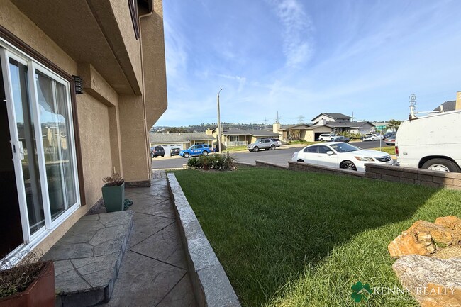 Photo - Beautifully Remodeled 4 Bed Home with Loft + Prime Location