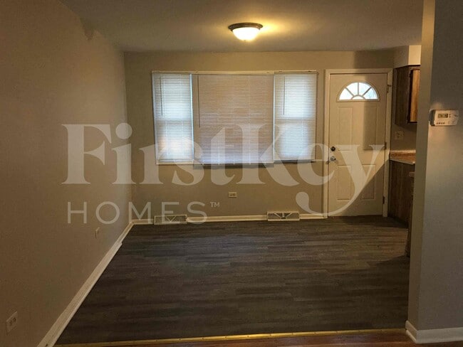 Photo - 13329 S Mackinaw Ave