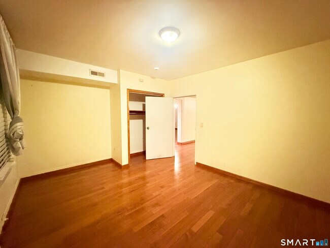 Photo - 7 Elm St Unit 3 FL