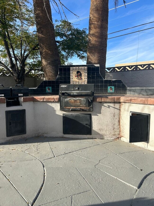 Photo - Beautiful and Spacious 4 bedroom 2 bath on a Corner Lot!