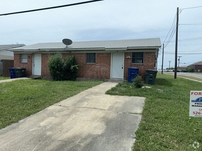 Building Photo - 207 W Avenue A Rental