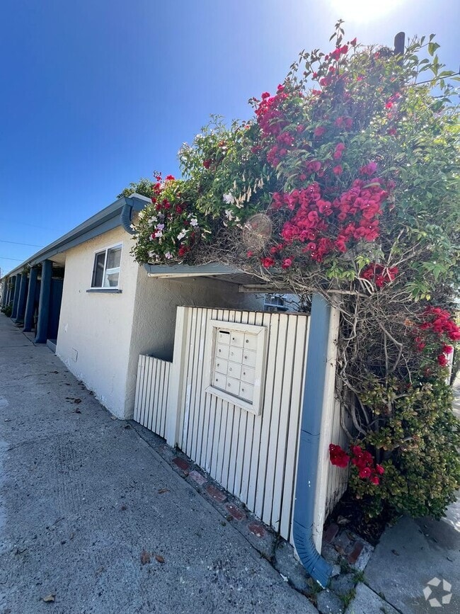 Building Photo - 118 C. Street Unit 1 Rental