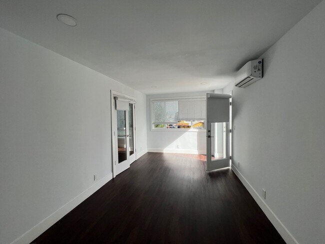 Photo - Terraces at the Lake