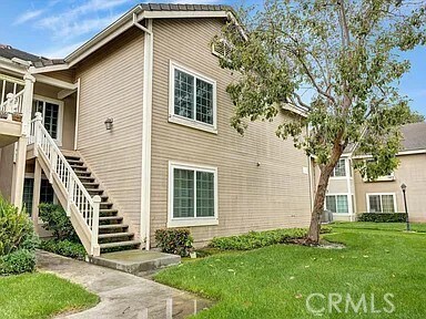 Photo - 3867 Thorncroft Ln